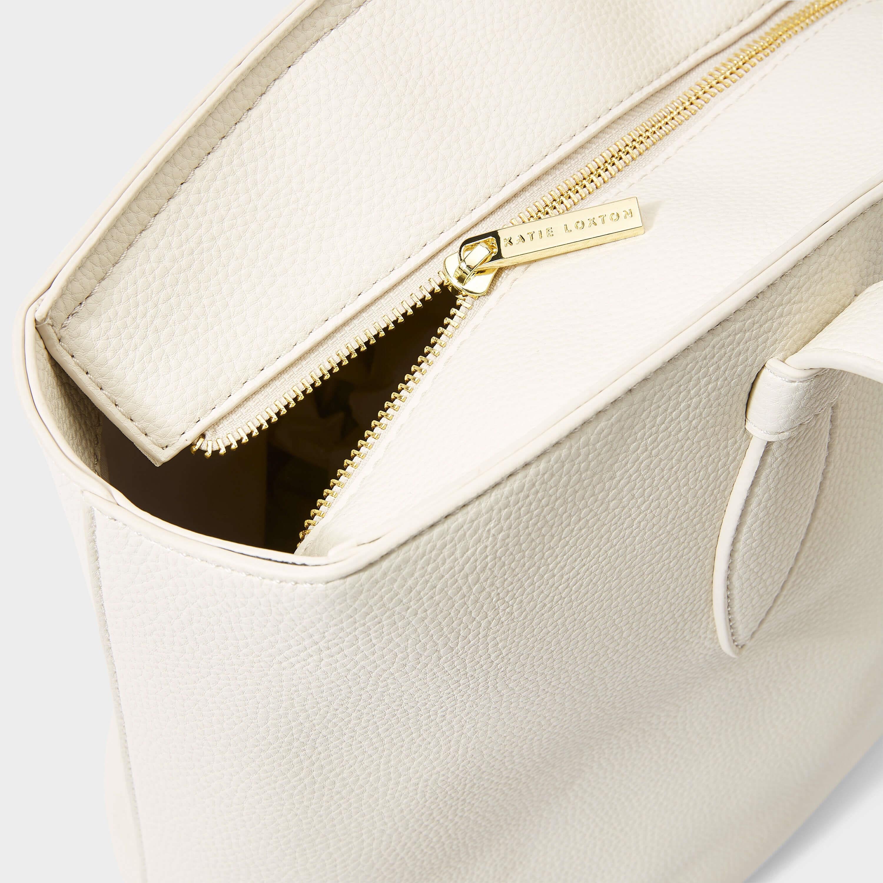 Hanna Shoulder Bag | Off White | 31 X 49 X 21cm