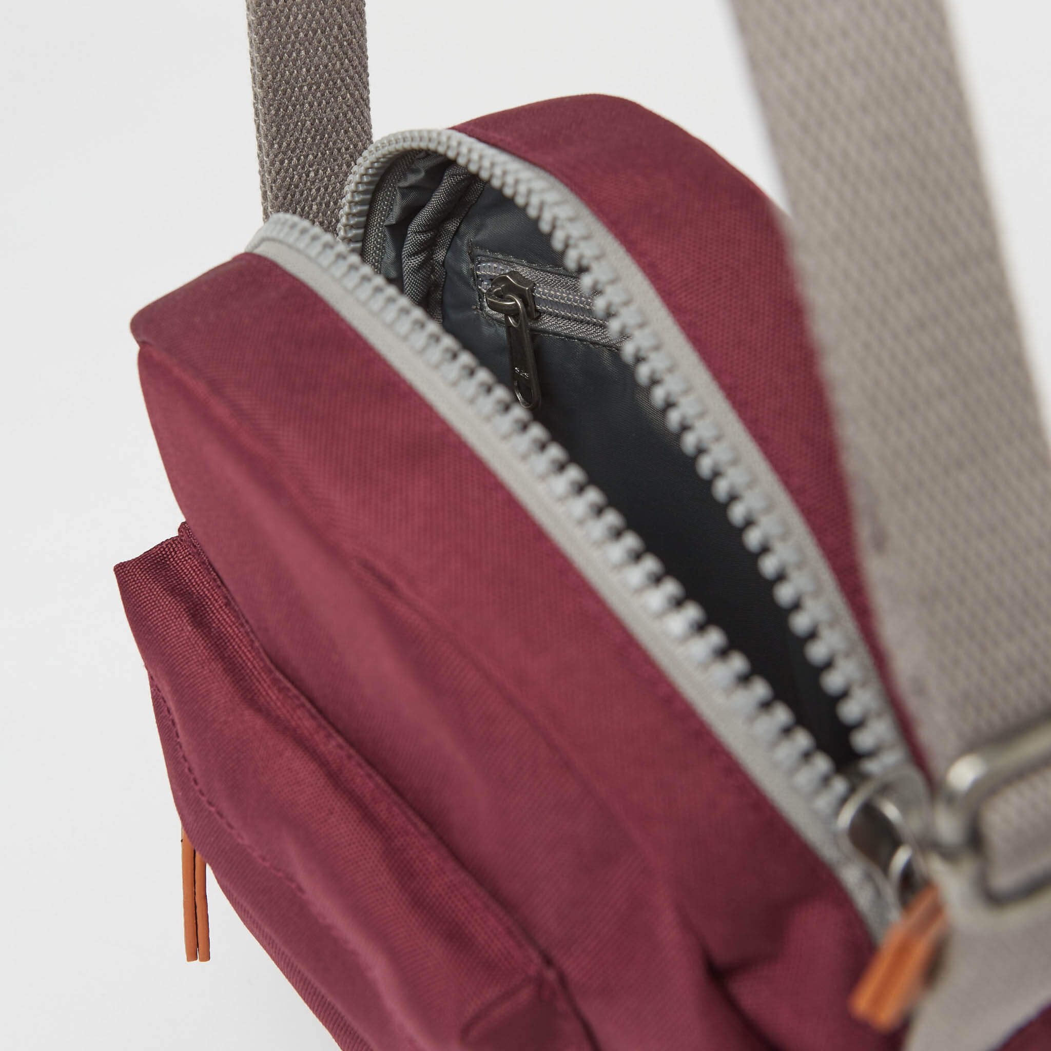Paddington B Small Crossbody Sustainable Canvas Sienna
