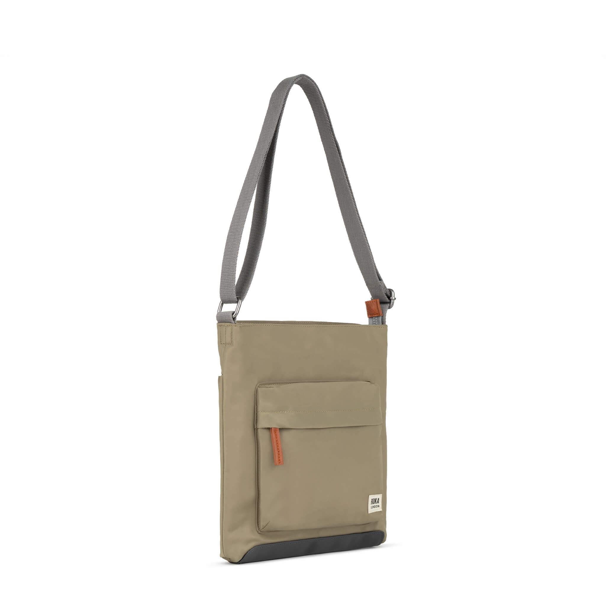 Kennington B Taupe Recycled Nylon - Medium