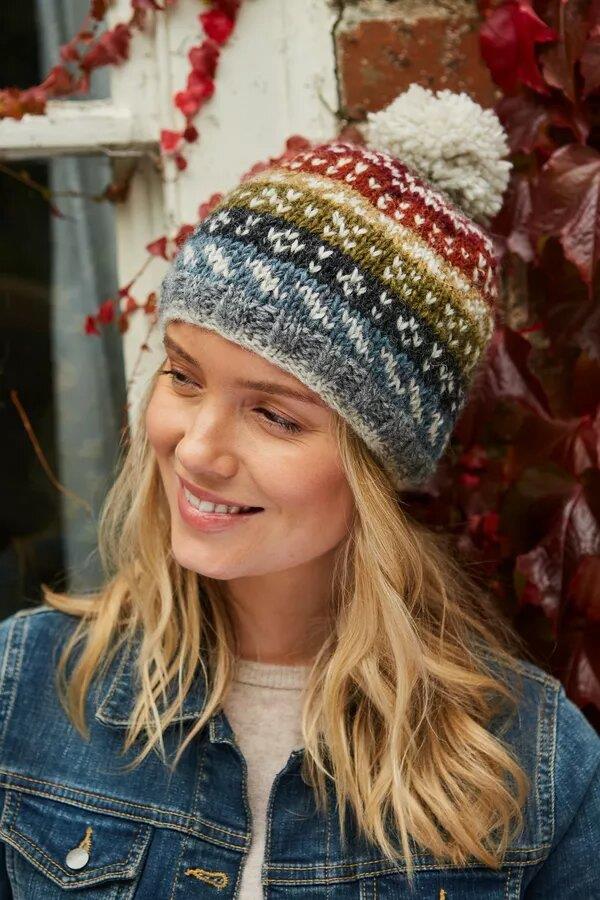 Helmsdale Bobble Beanie