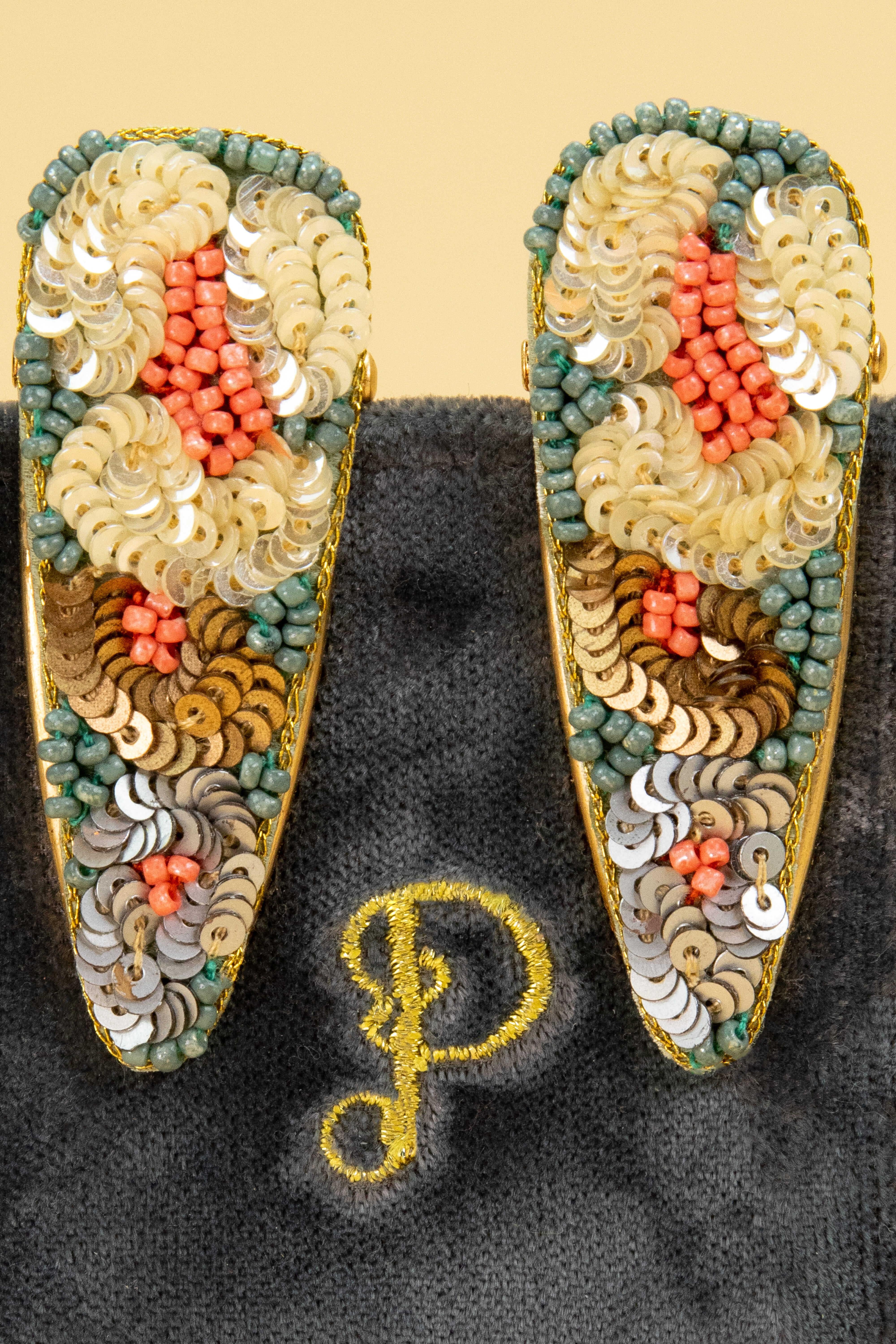 Leopard Jewelled Hairclips- Ice