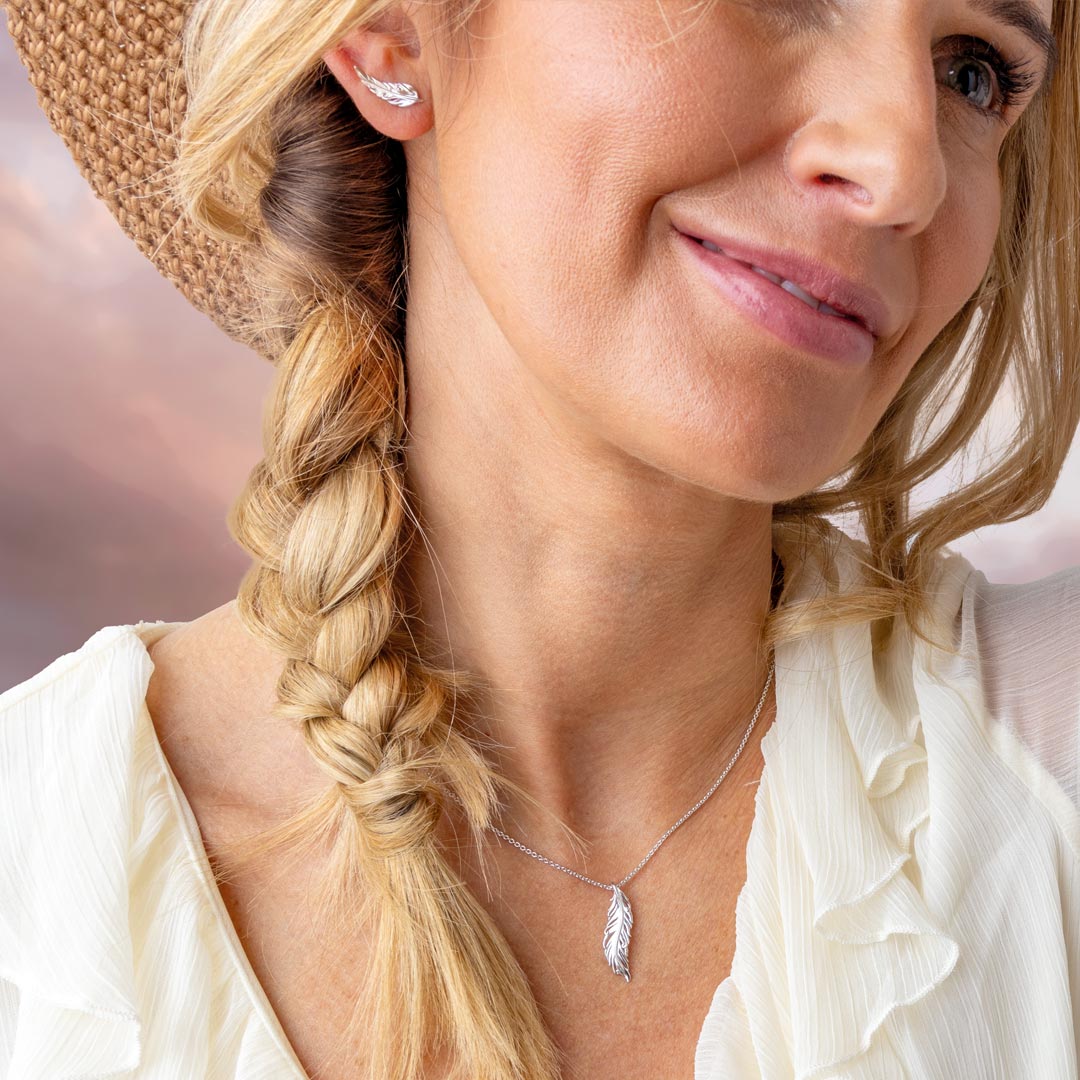 Feather Wisp Necklace