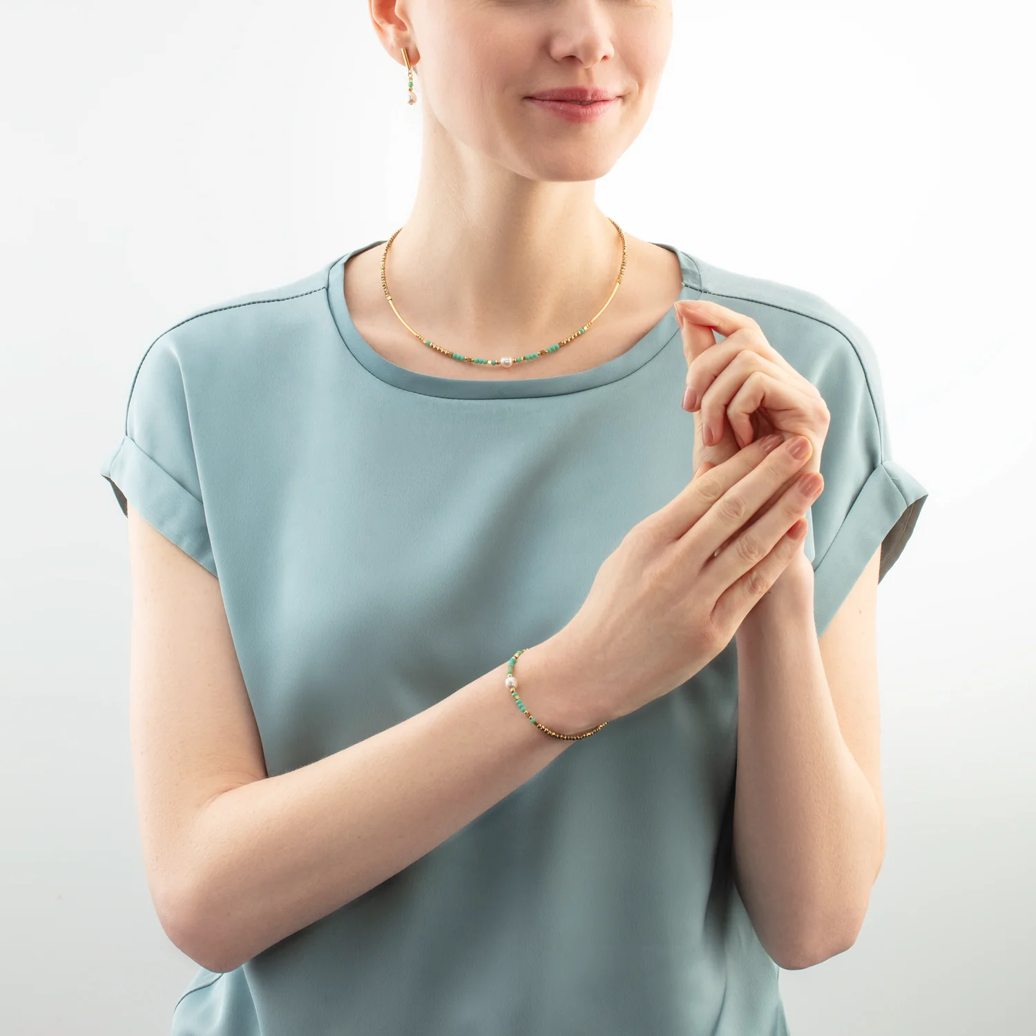 Lagoon Pearl Gold-Mint Earrings