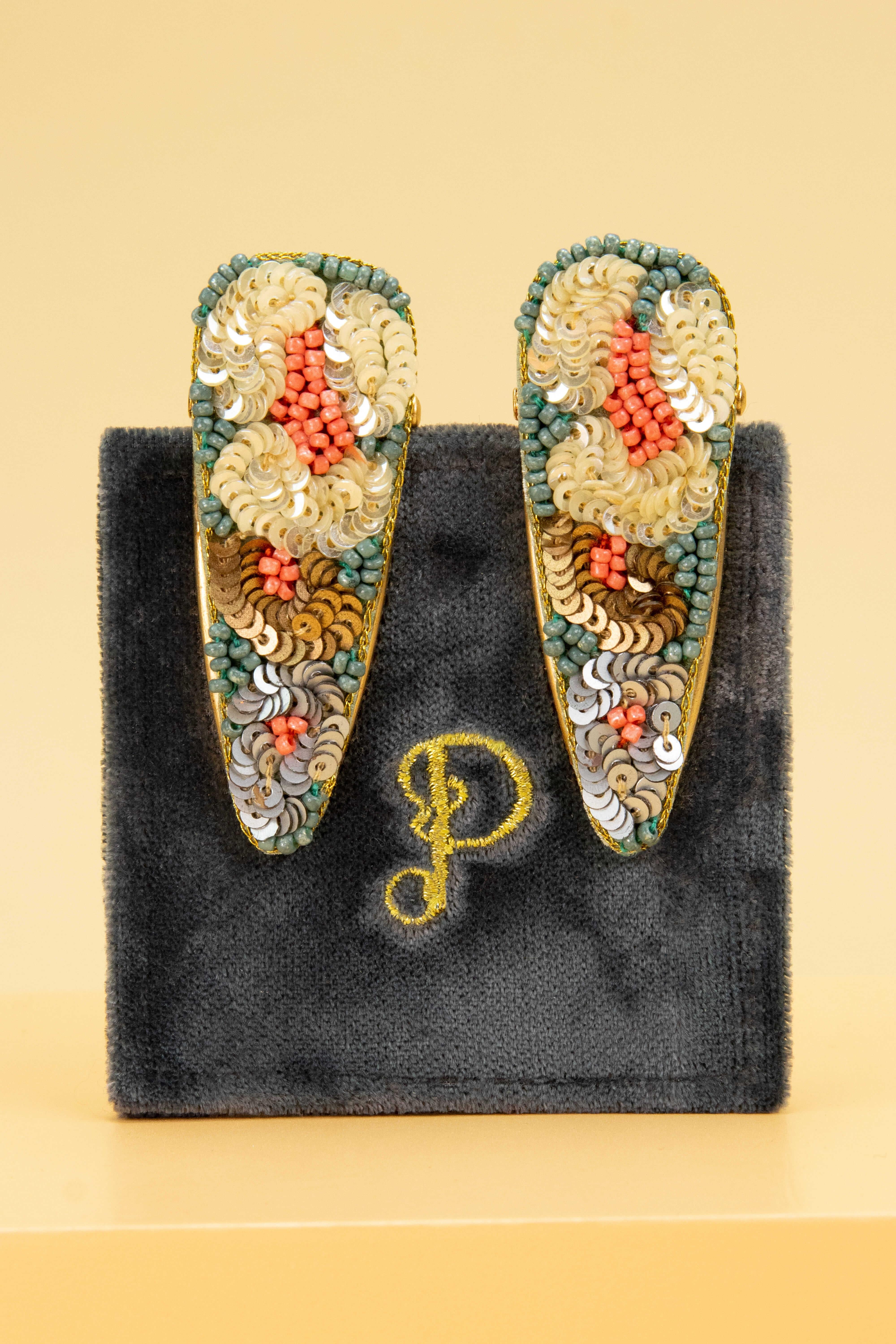 Leopard Jewelled Hairclips- Ice