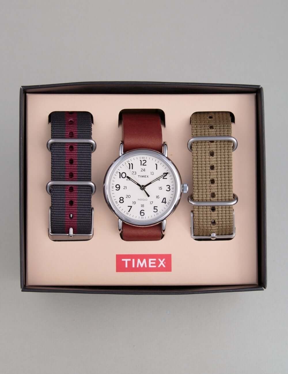 Gents' Wristwatch With Interchangable Straps