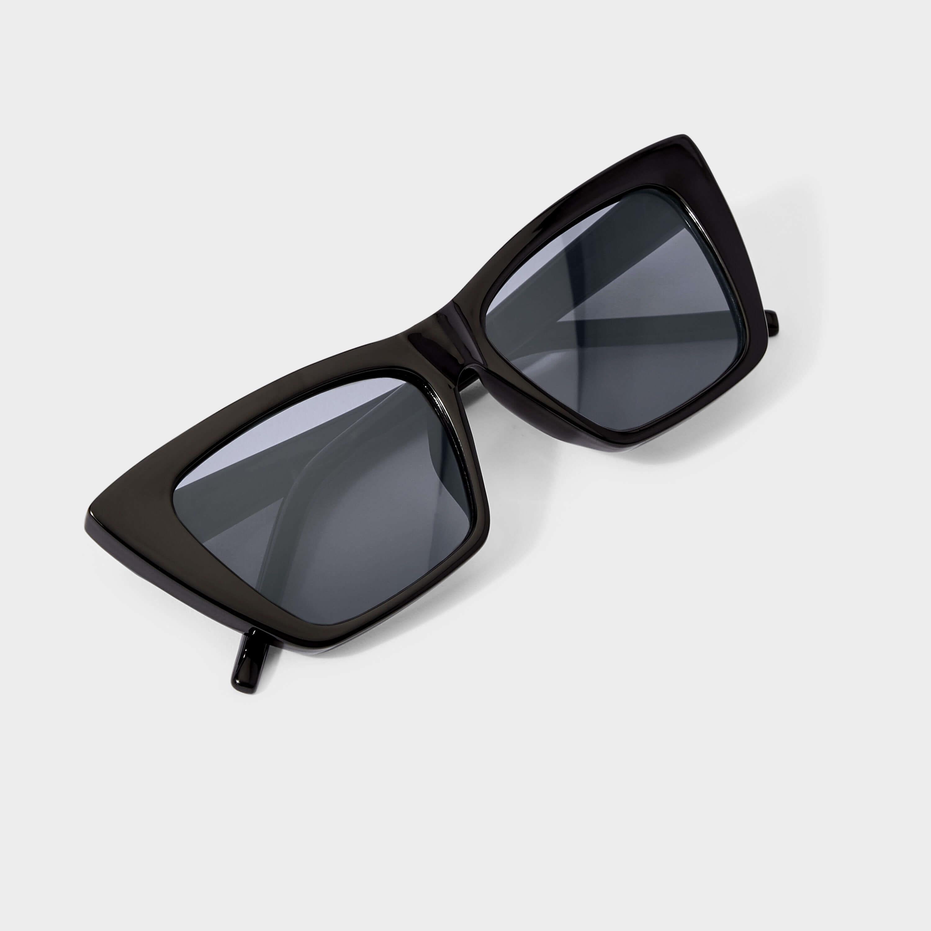 Catalina | Black | 5.7cm X 14.9cm X 14.9cm