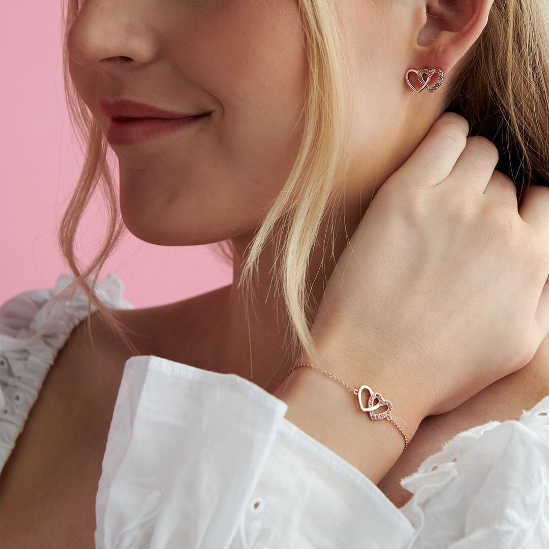 Classics Interlink Heart Rose Gold Bracelet & Studs Gift Set