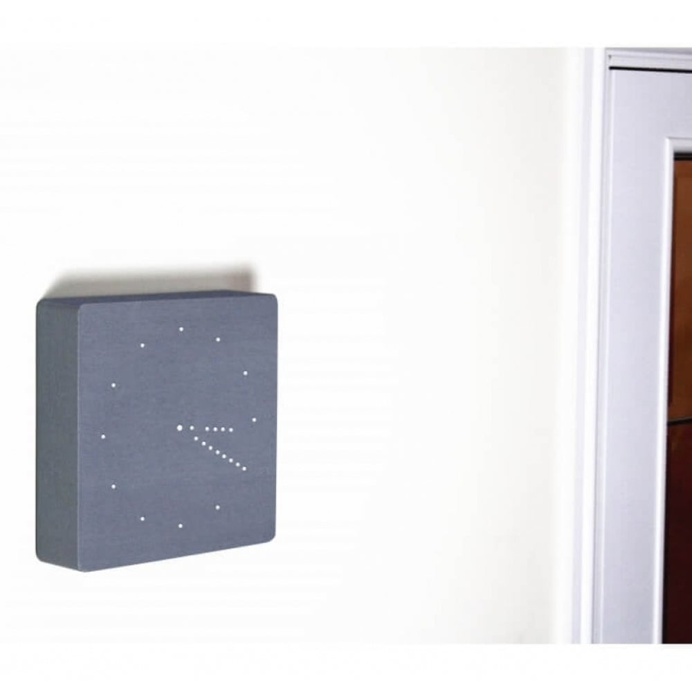 Aluminium Analogue Click Clock