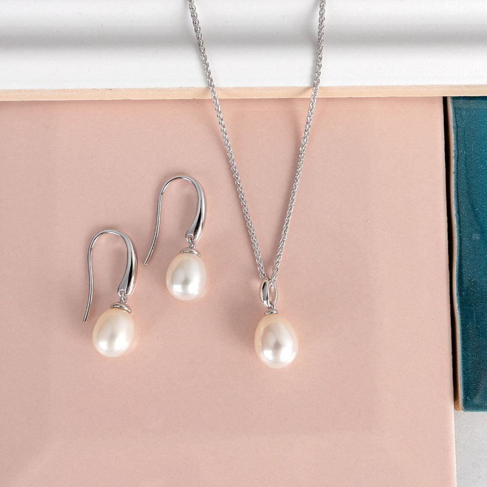 Revival Classic Pearl FP Necklace