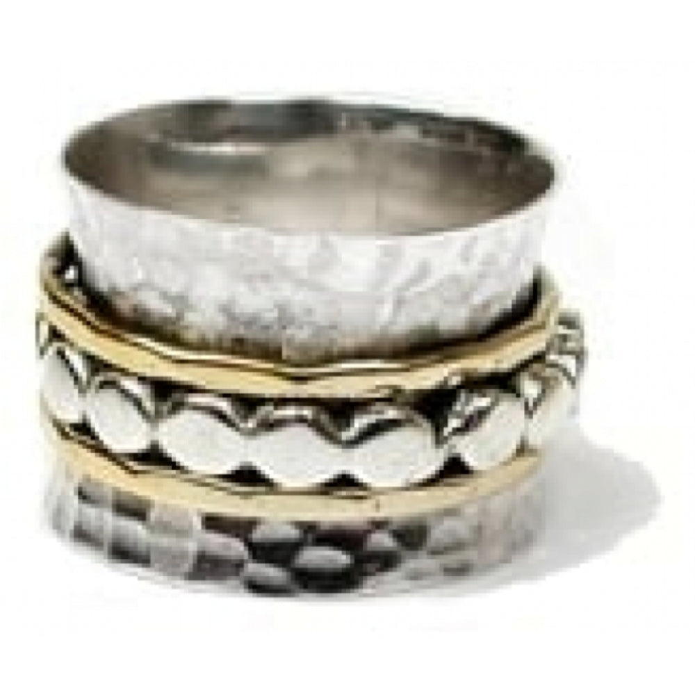 Spinning Ring With Band Of Dots