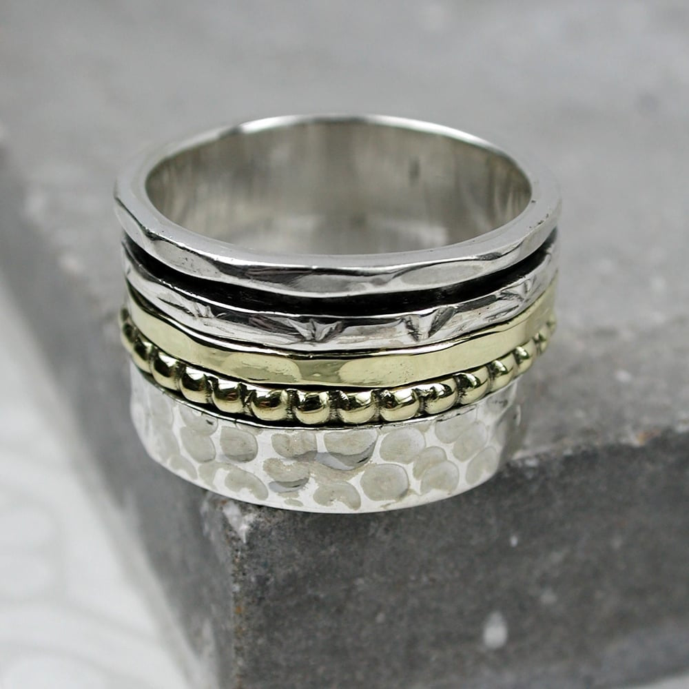 Hammered Spinning Ring 4 Bands