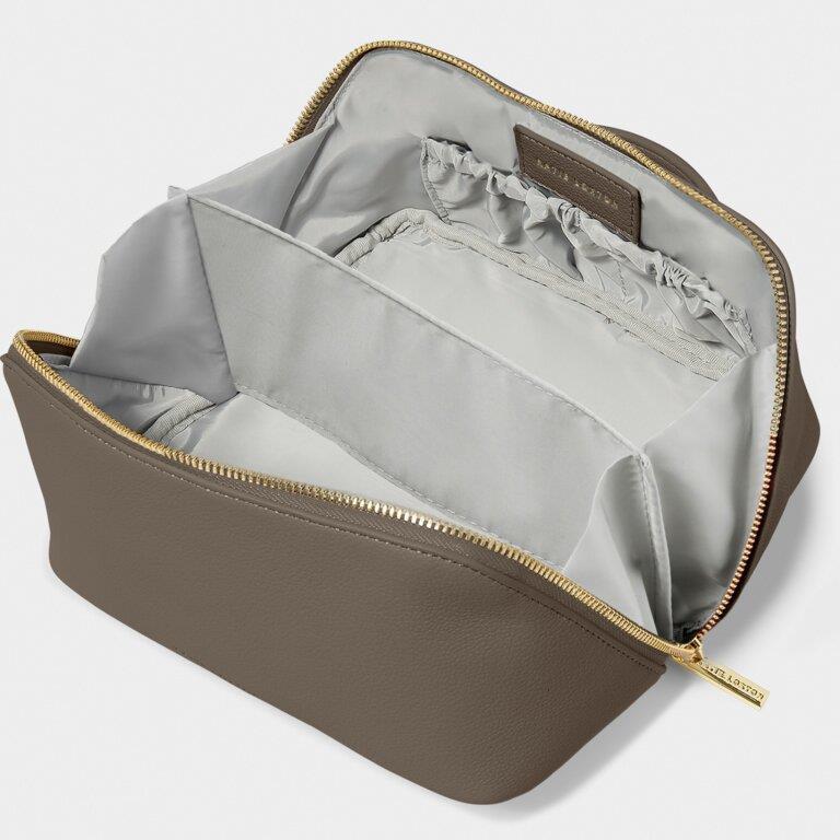 Medium Make Up / Wash Bag - Mink