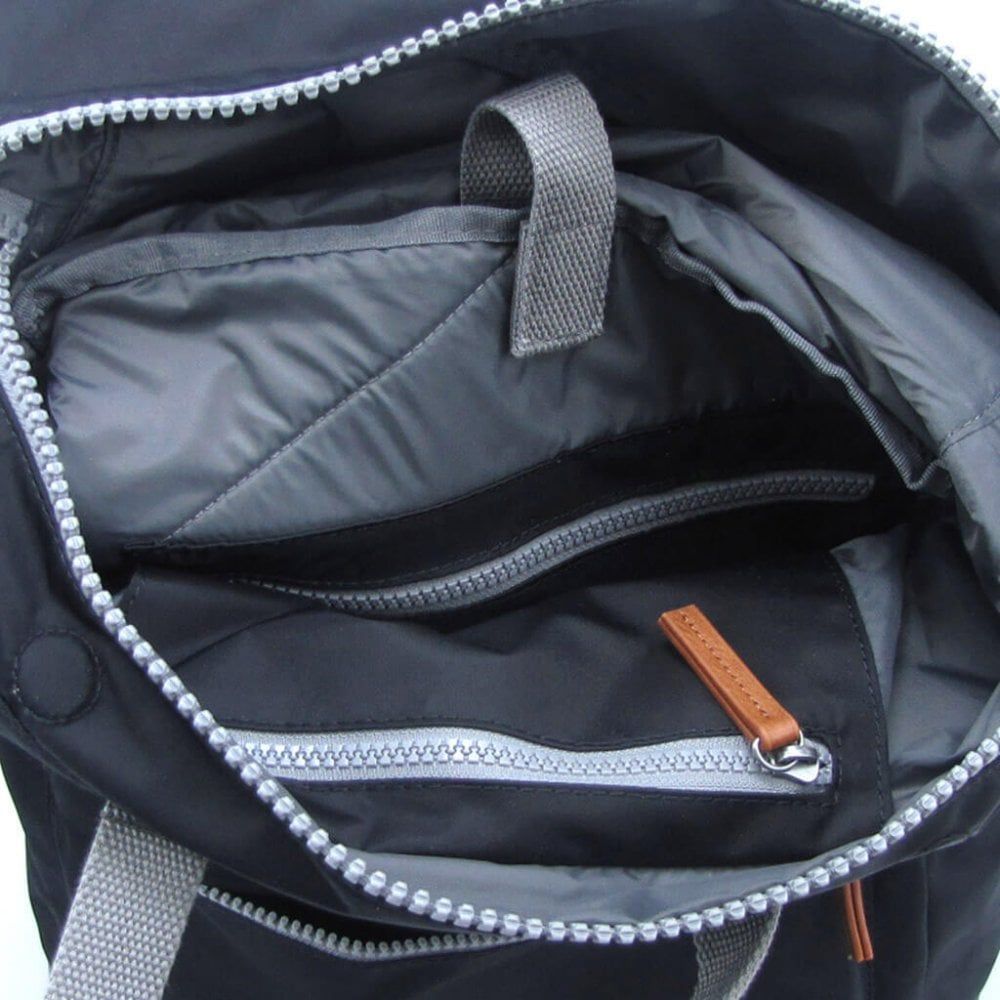 Canfield B Medium Black