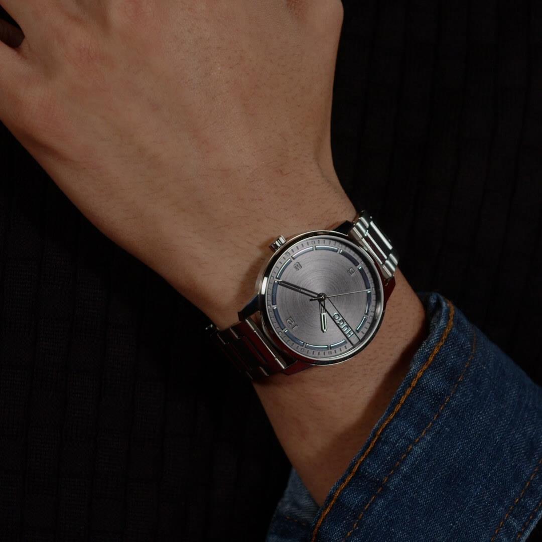 #Stamp Black Dial With SS Bracelet Strap Gents Watch