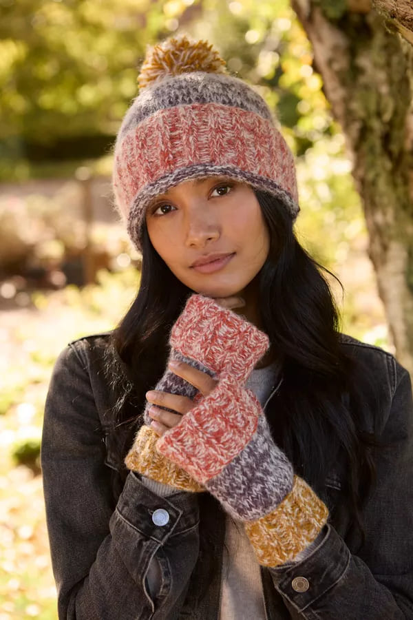 Berlin Bobble Beanie Earth