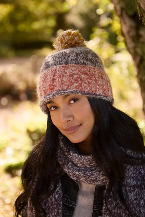 Berlin Bobble Beanie Earth