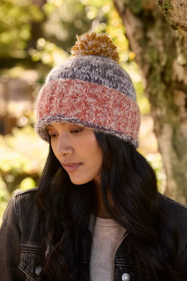 Berlin Bobble Beanie Earth
