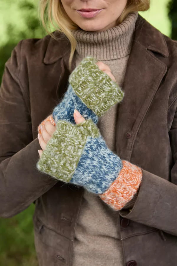 Berlin Handwarmer Blue