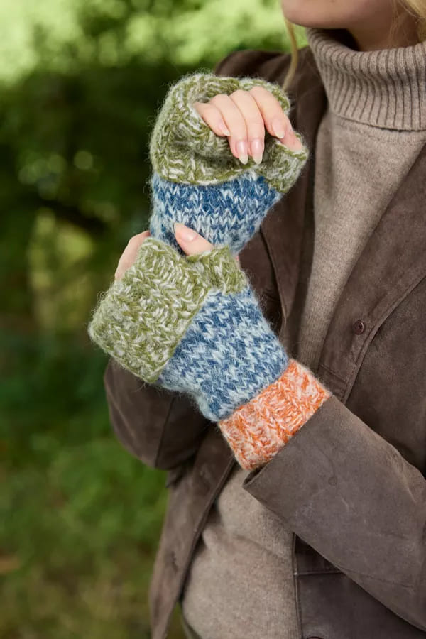 Berlin Handwarmer Blue