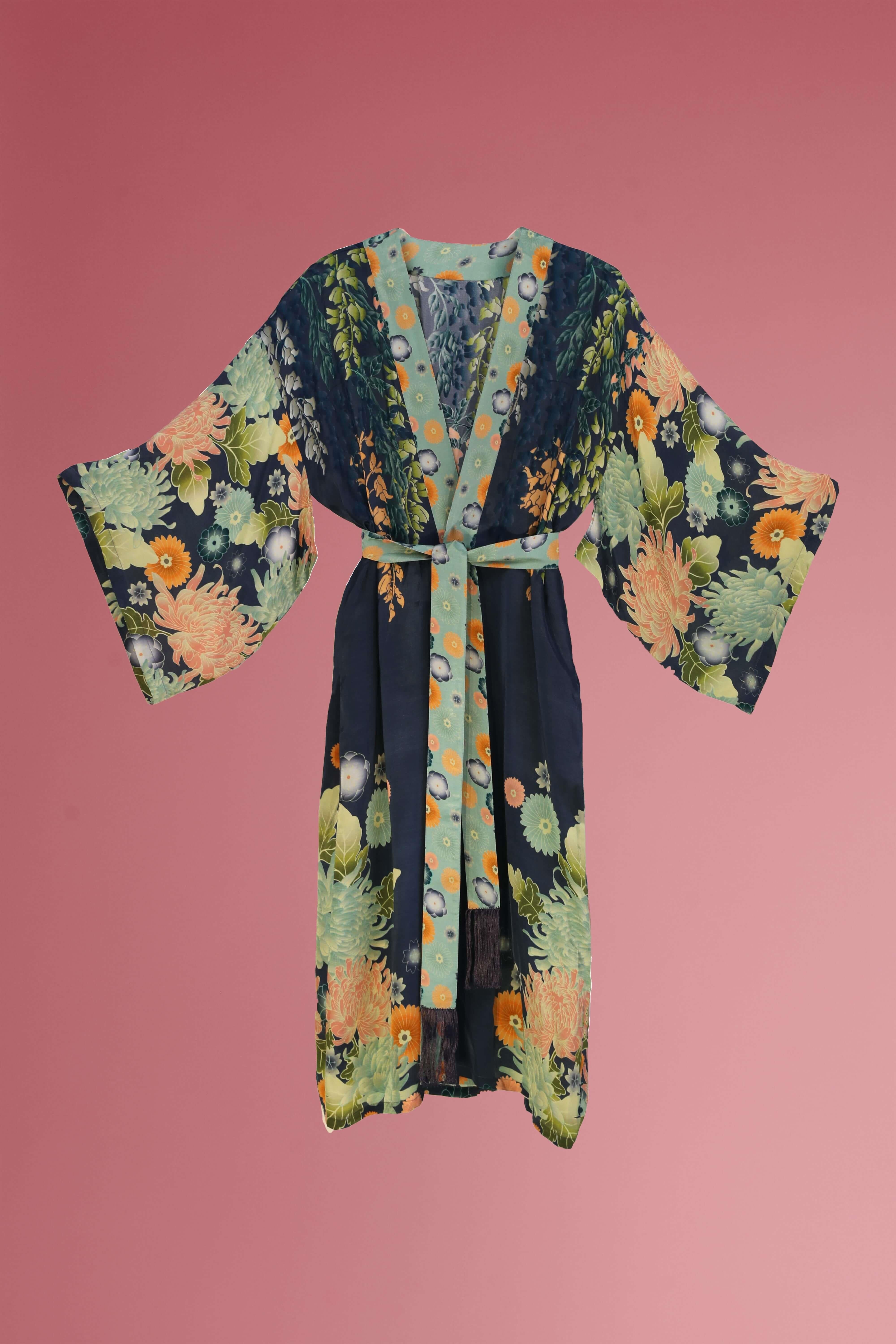 PRINTED KIMONO GOWN - Trailing Wisteria Ink