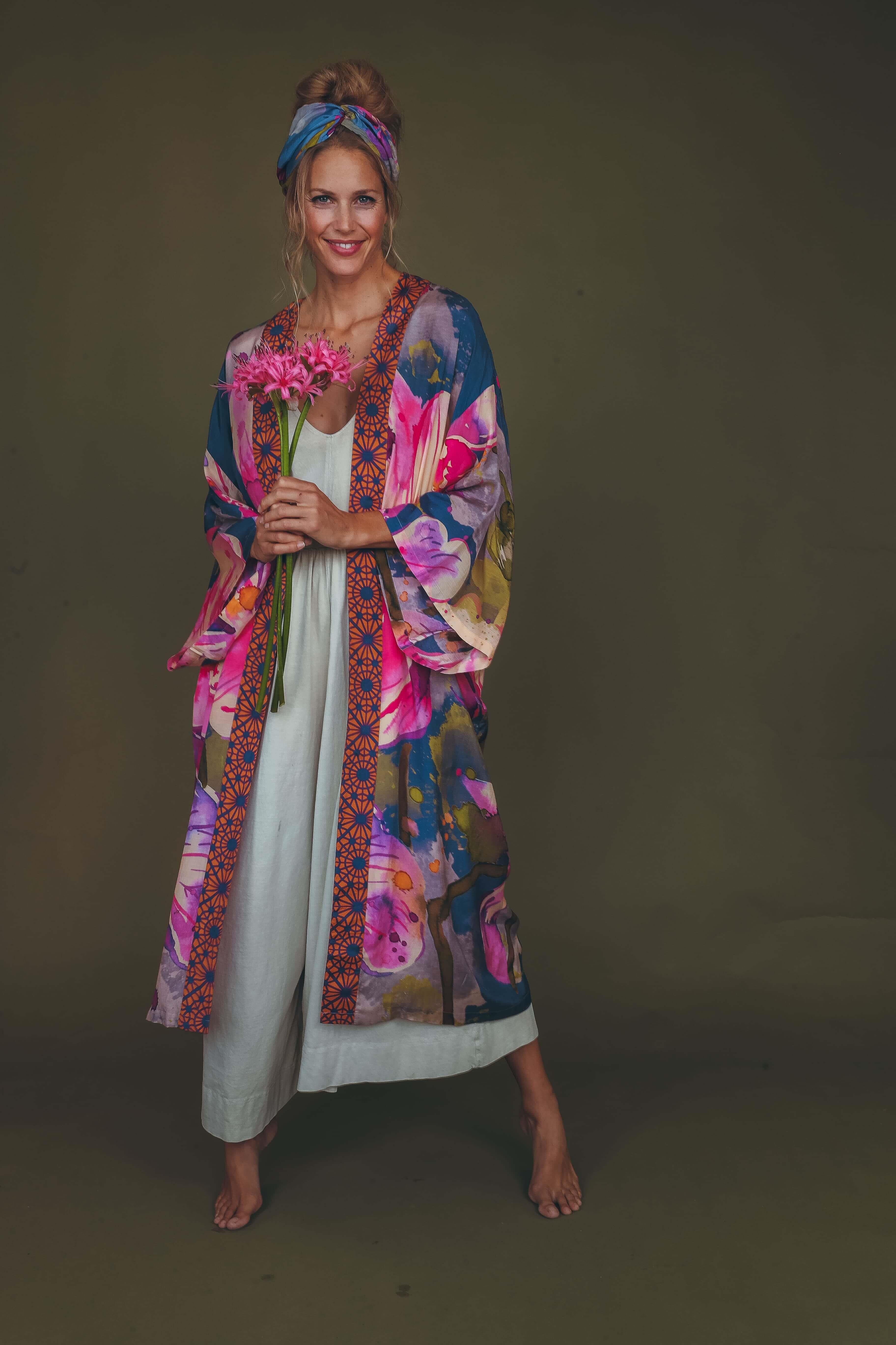 PRINTED KIMONO GOWN - Denim Orchid