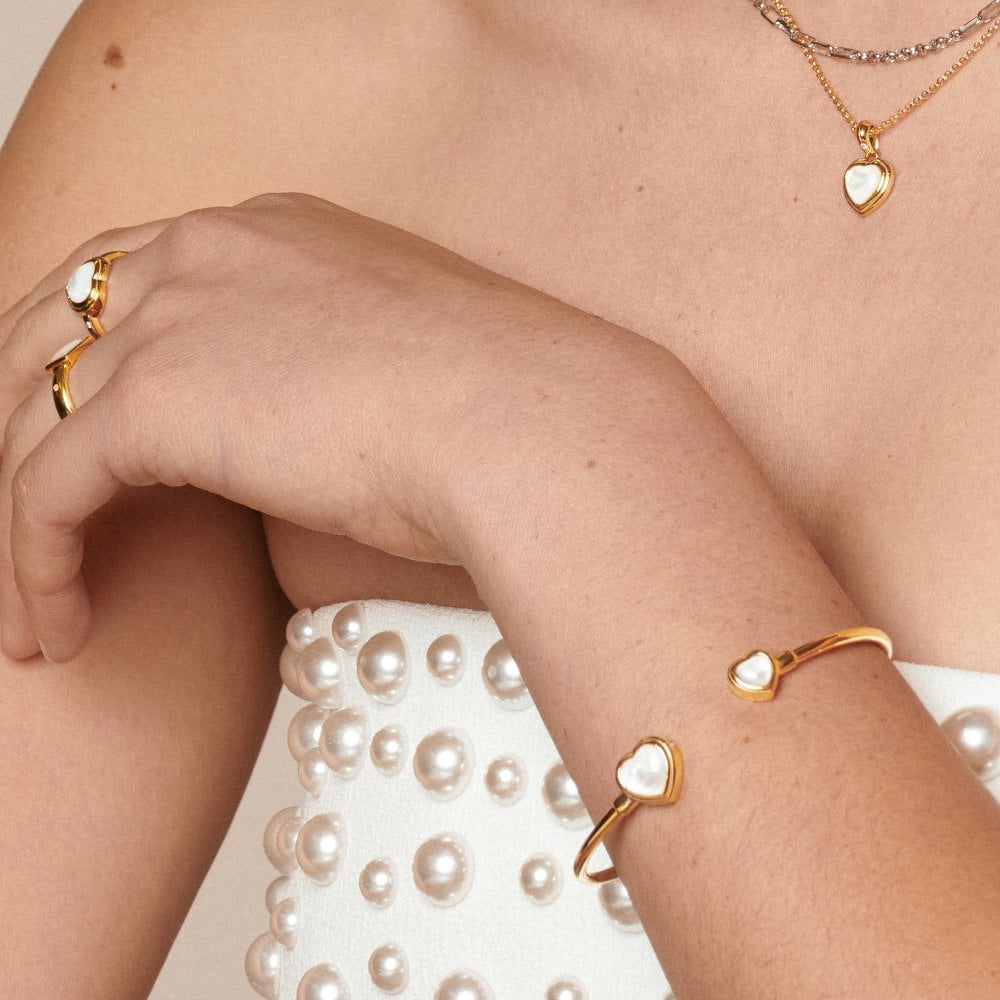 18ct Gold Plated Heart Mother of Pearl Bangle