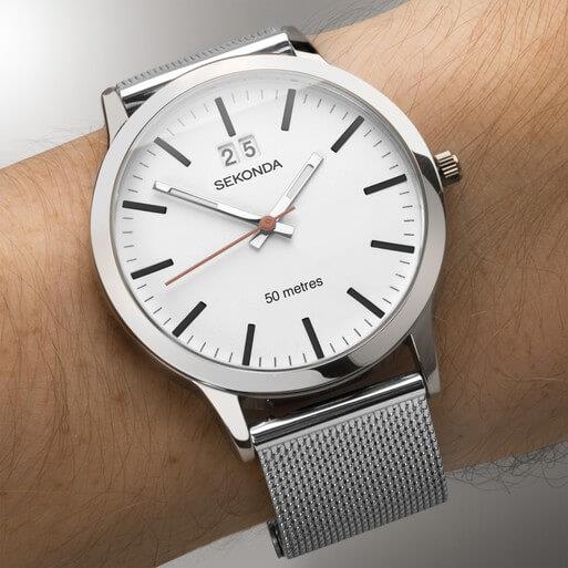 Silver Case with White Dial & Stainless Steel Mesh Bracelet Strap Men's Nordic Watch