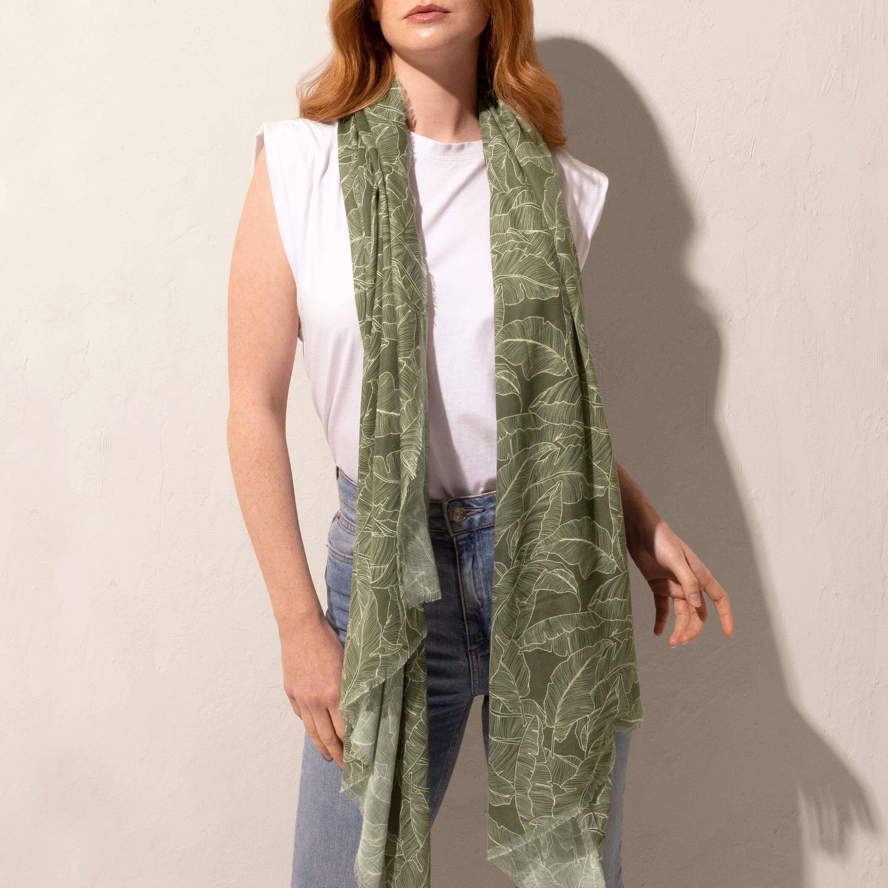 Banana Leaf | Khaki/ Off White | 184 X 86cm
