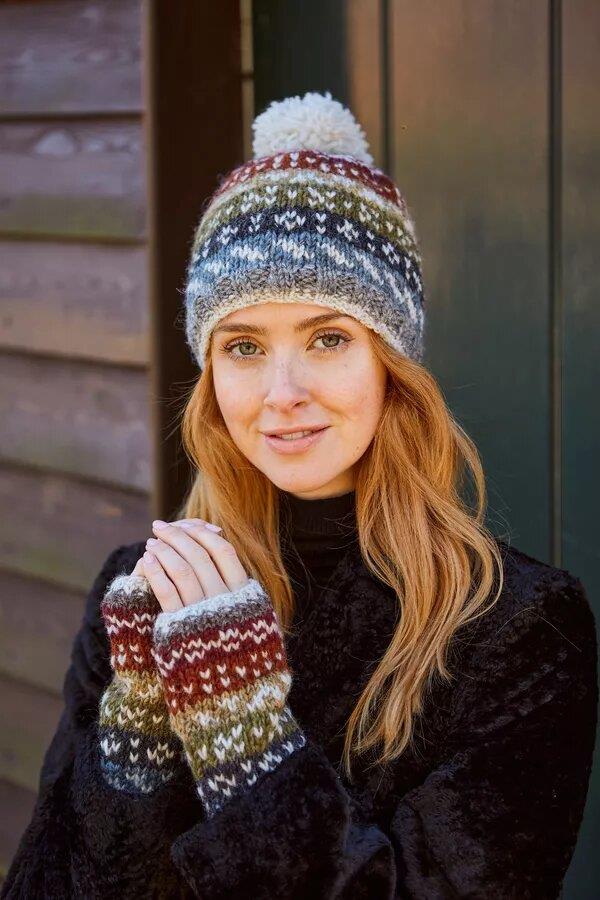 Helmsdale Bobble Beanie