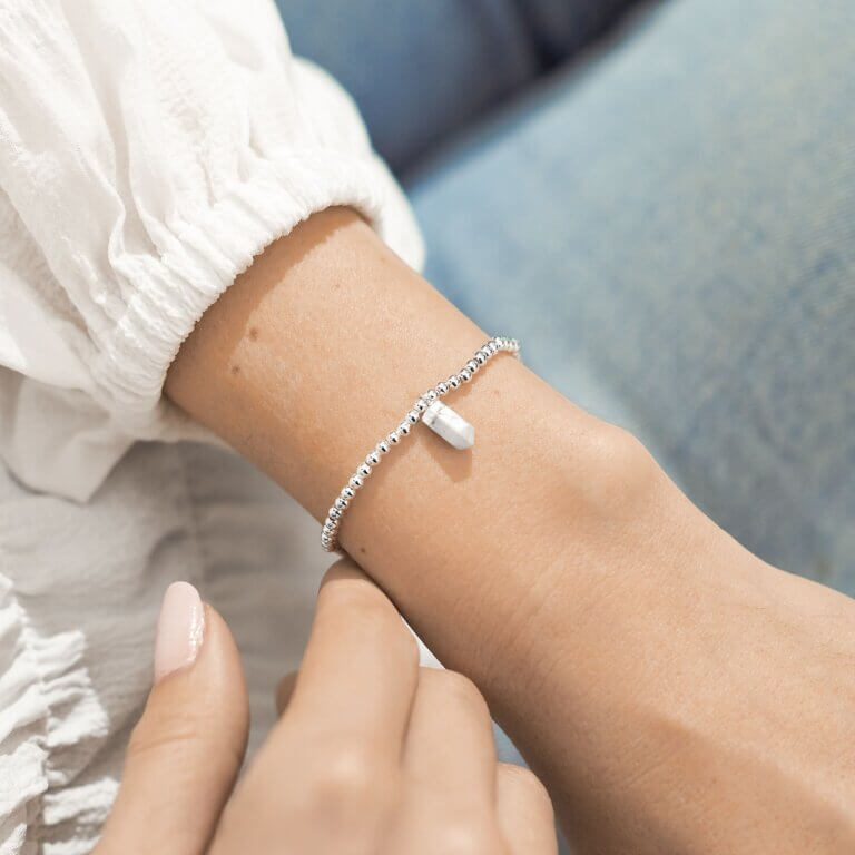 Crystal A Little | Howlite | Silver | Bracelet | 17.5cm Stretch