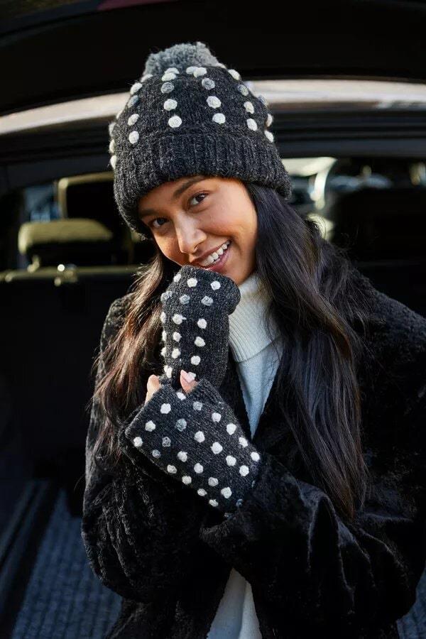 Kew Handwarmer In Charcoal