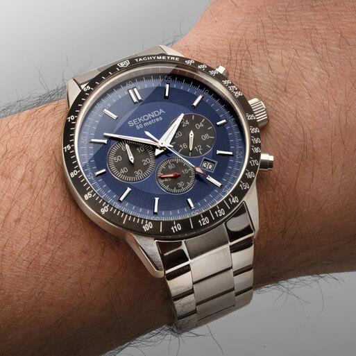 Silver Case With Blue Dial & Stainless Steel Bracelet Men's Chronograph Watch