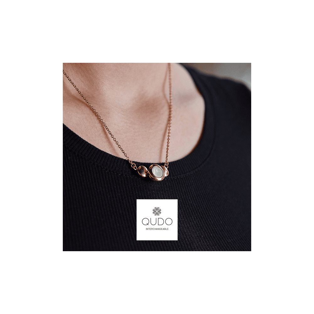 Famosa Rose Gold Plated Horizontal Pendant Womens Necklace