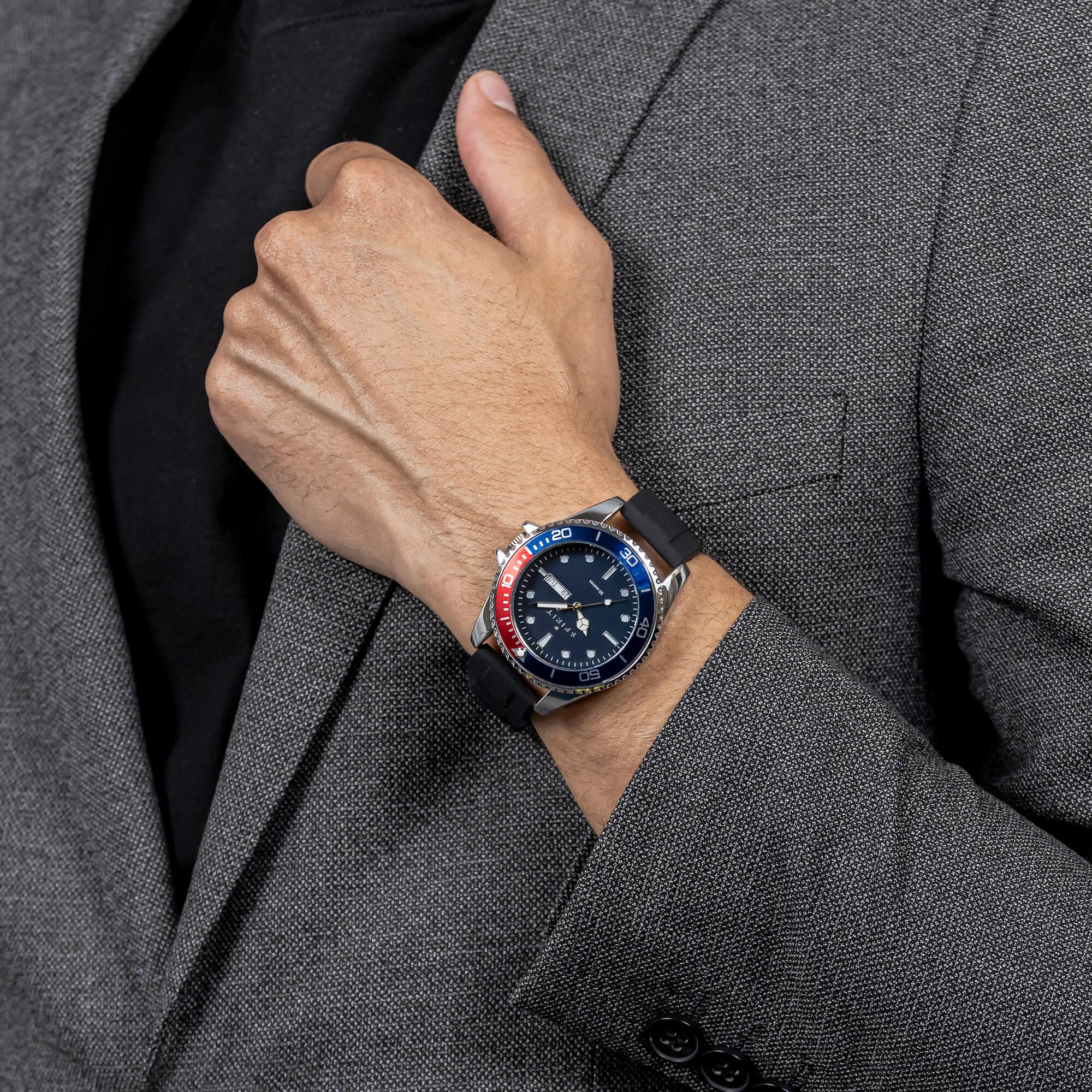 Gent's Polished Silver Sports Bezel Black Silicone Strap Watch