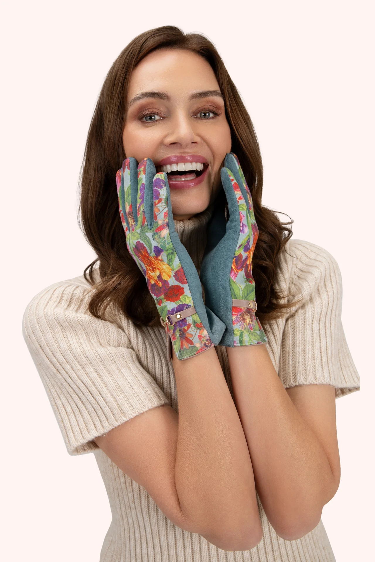 Kylie Gloves In Ice