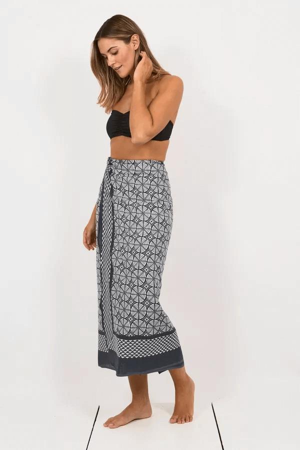 Hand Printed Cotton Sarong Tree Ring Charcoal