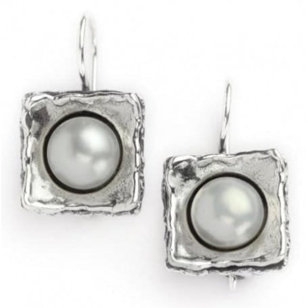 Ladies Handmade Square Earrings With Pearl