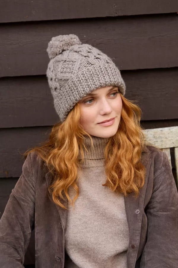 Enniskerry Bobble Beanie (Pure Merino) Mushroom