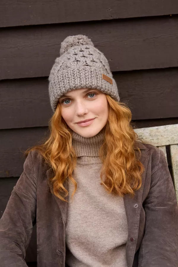 Enniskerry Bobble Beanie (Pure Merino) Mushroom