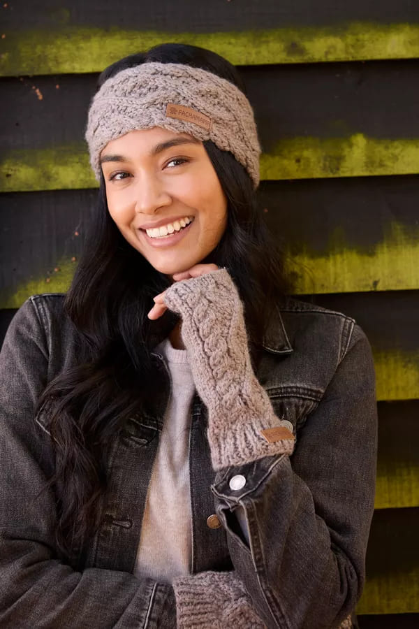 Enniskerry Handwarmer (Pure Merino) Mushroom