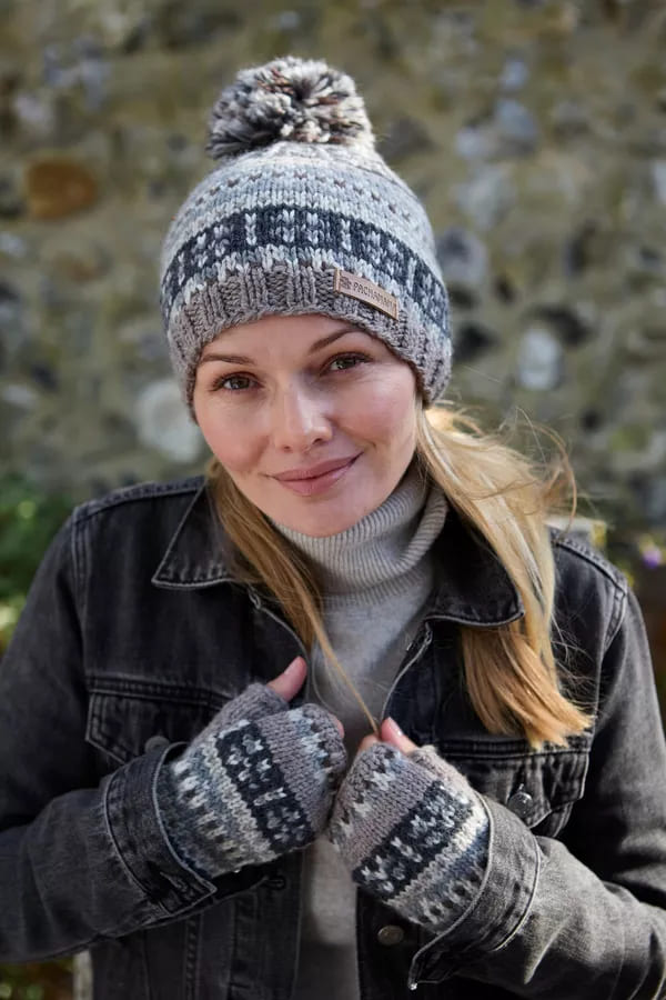 Inveraray Bobble Beanie (Pure Merino) Natural