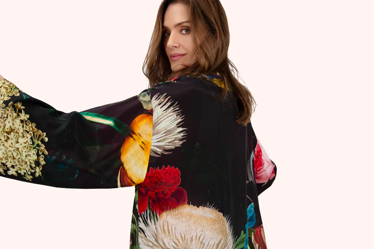 Mid-Length Kimono - Opulant florals - Chocolate