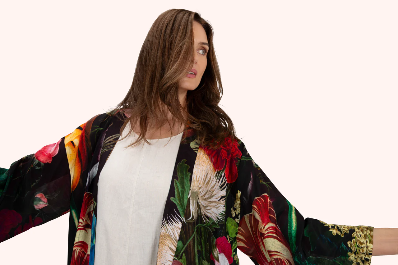 Mid-Length Kimono - Opulant florals - Chocolate