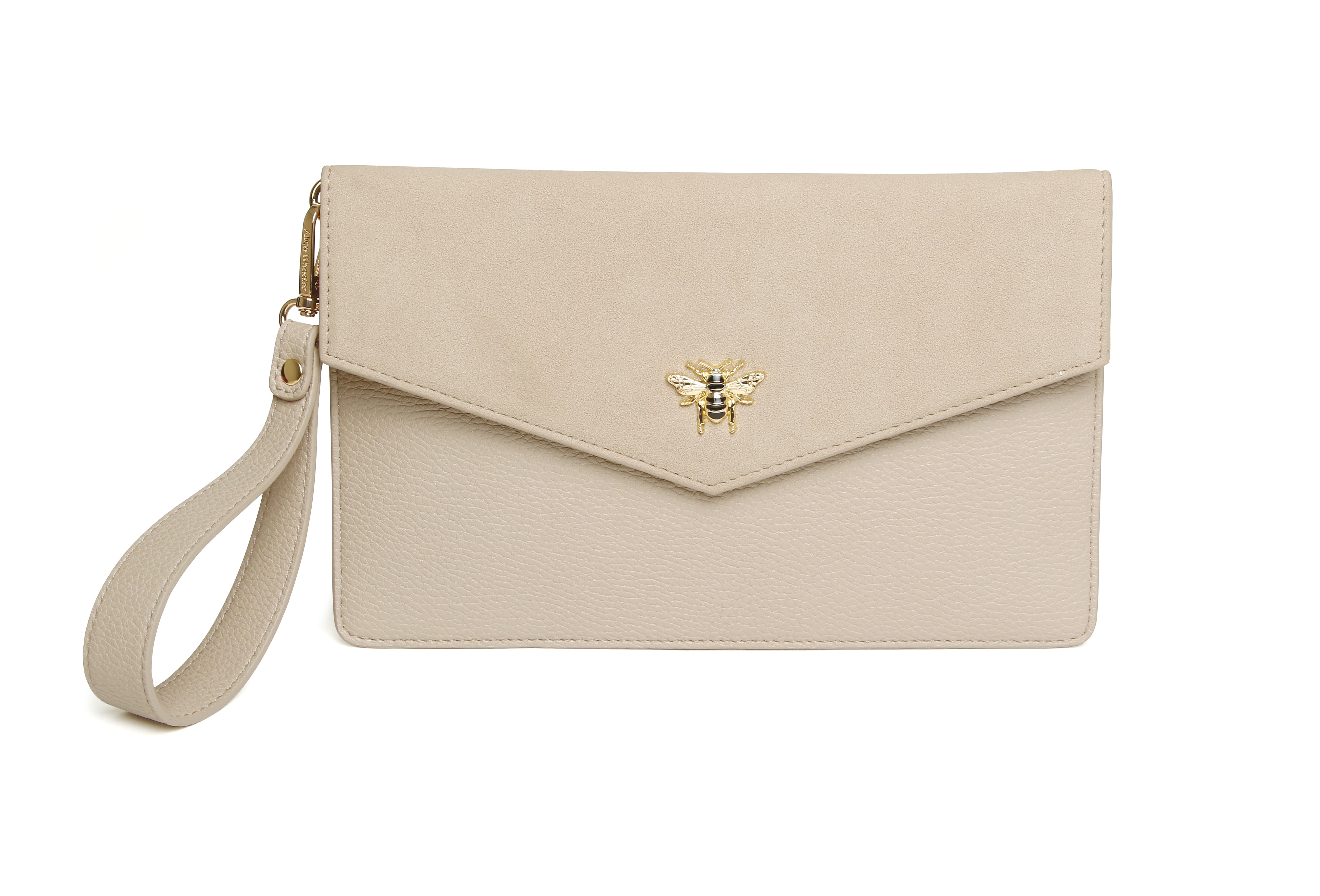 Chelsea Clutch In Stone