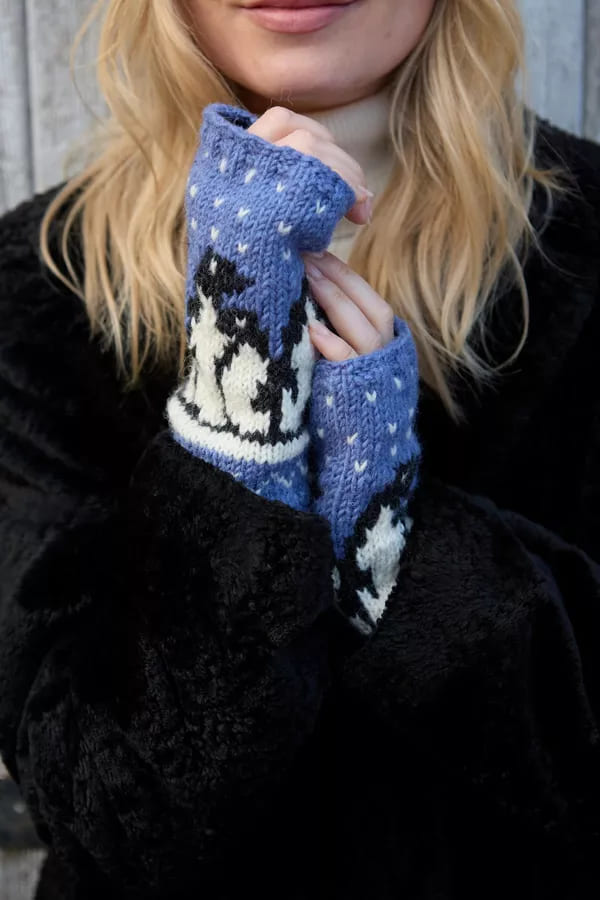 Huddle Of Penguins Handwarmer