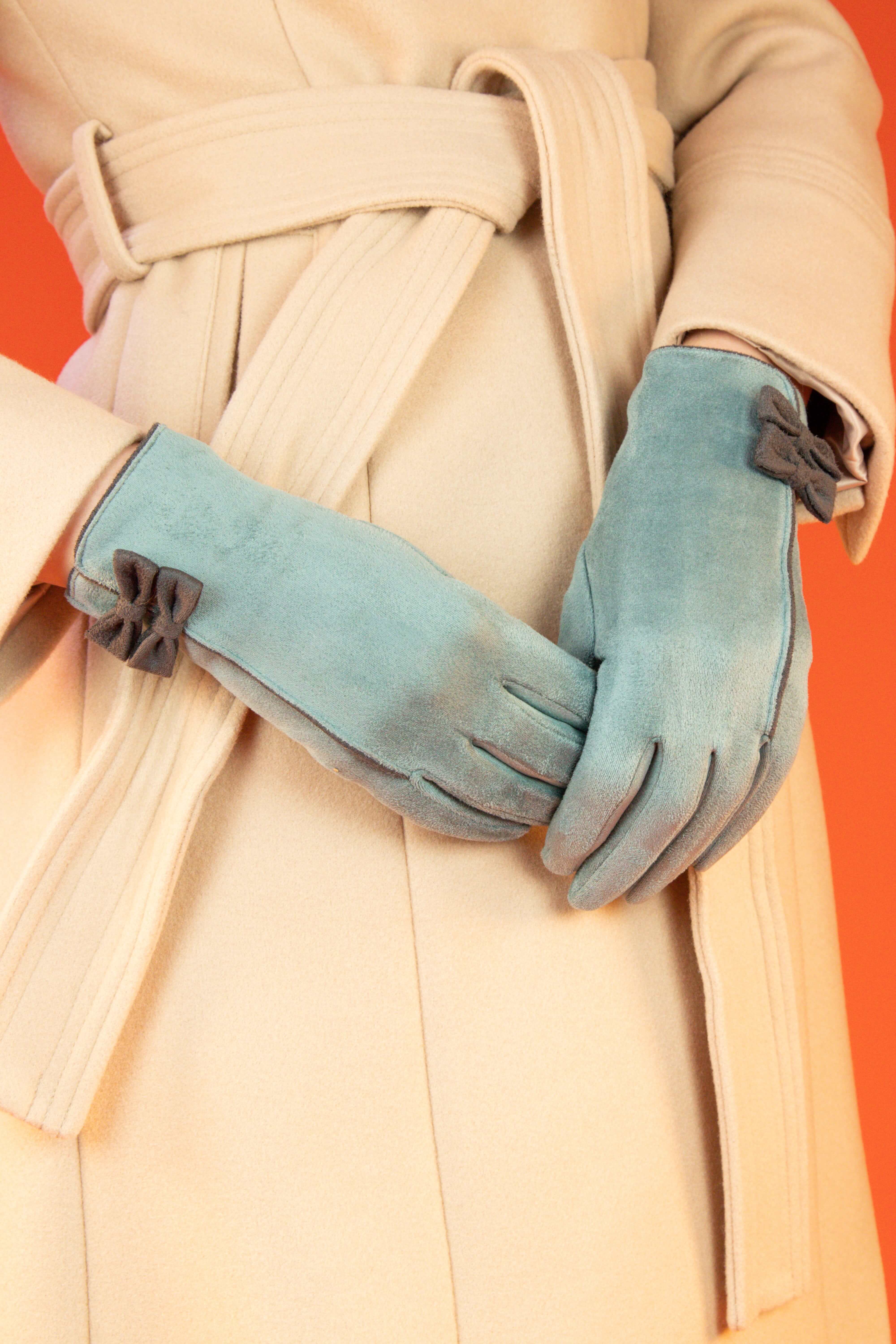 Doris Gloves- Ice