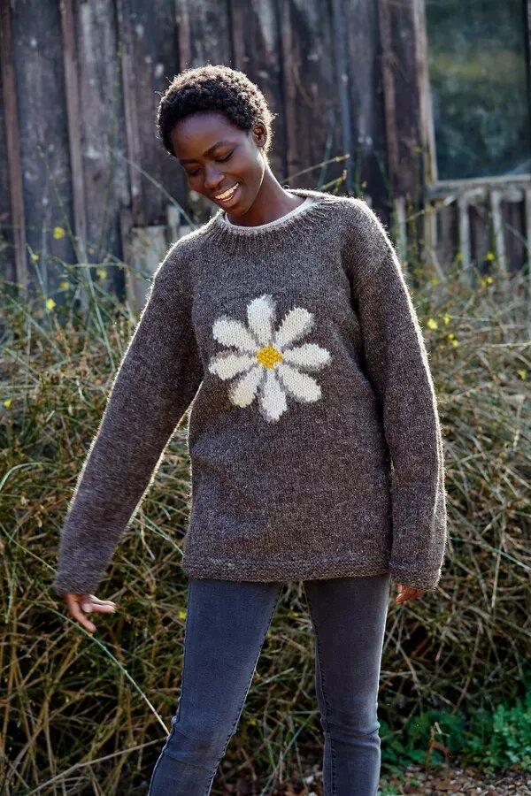 Daisy Sweater Bark
