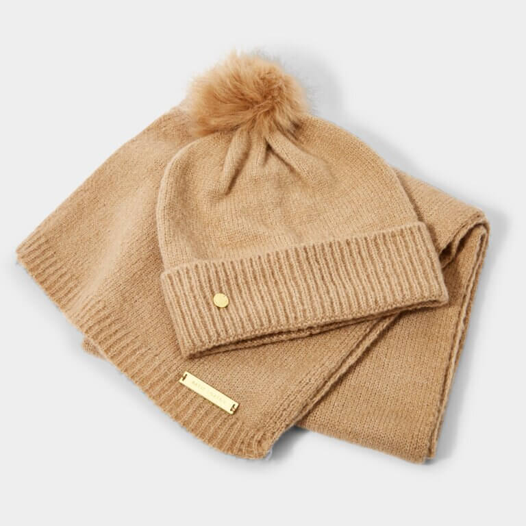 Boxed Fine Knitted Hat & Scarf | Caramel