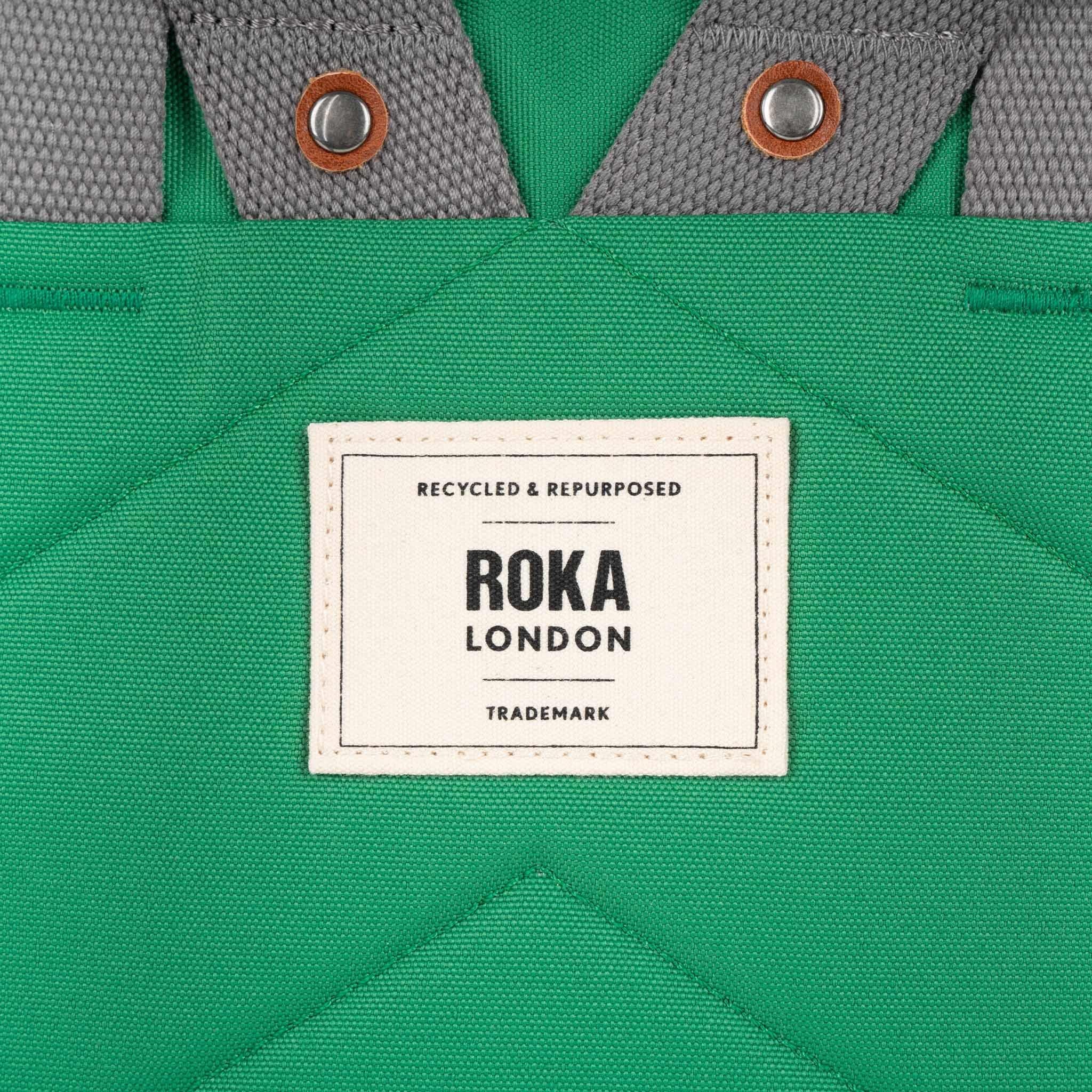 Finchley A Mountain Green Medium Recycled Canvas