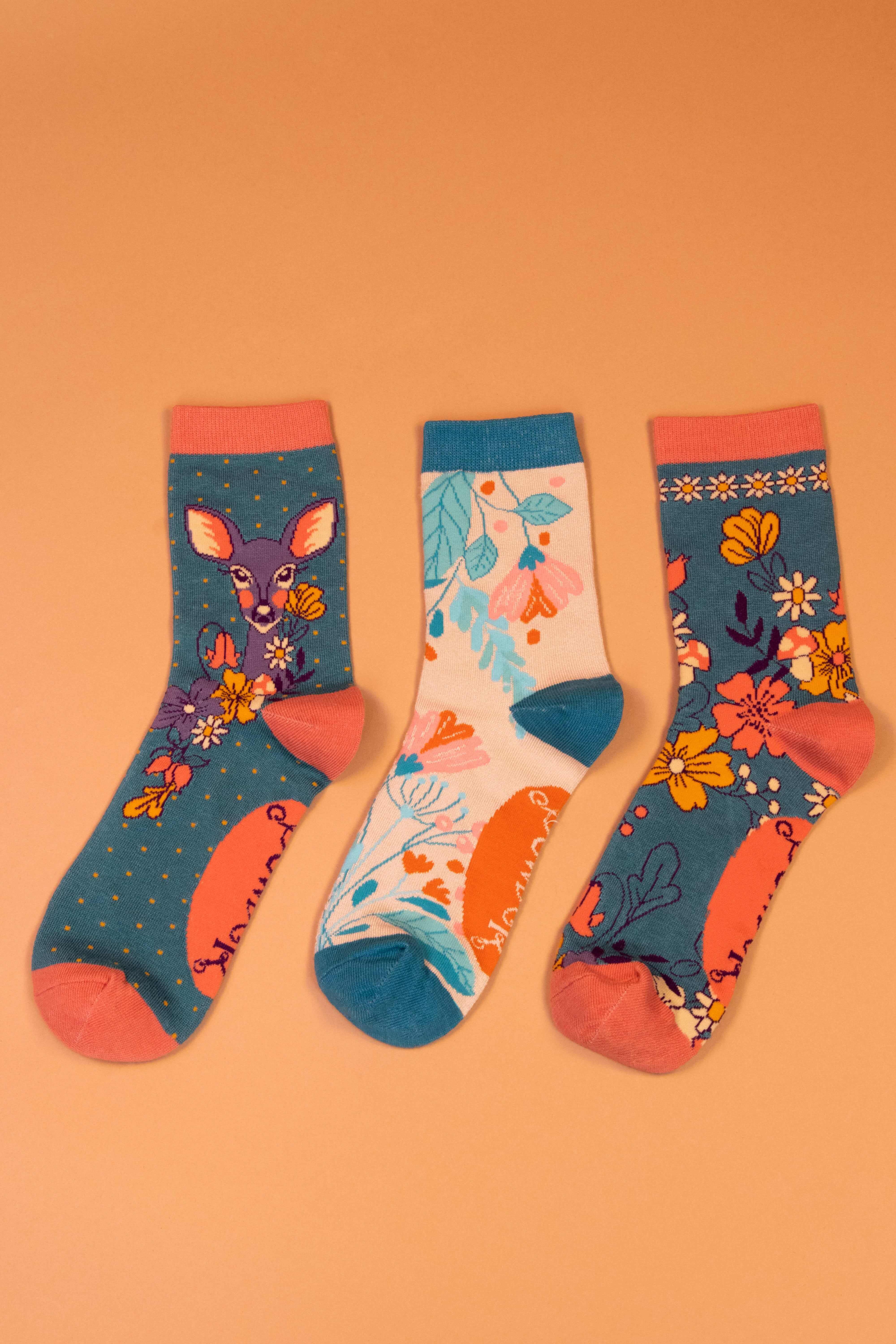 Ladies Floral Deer Sock Box
